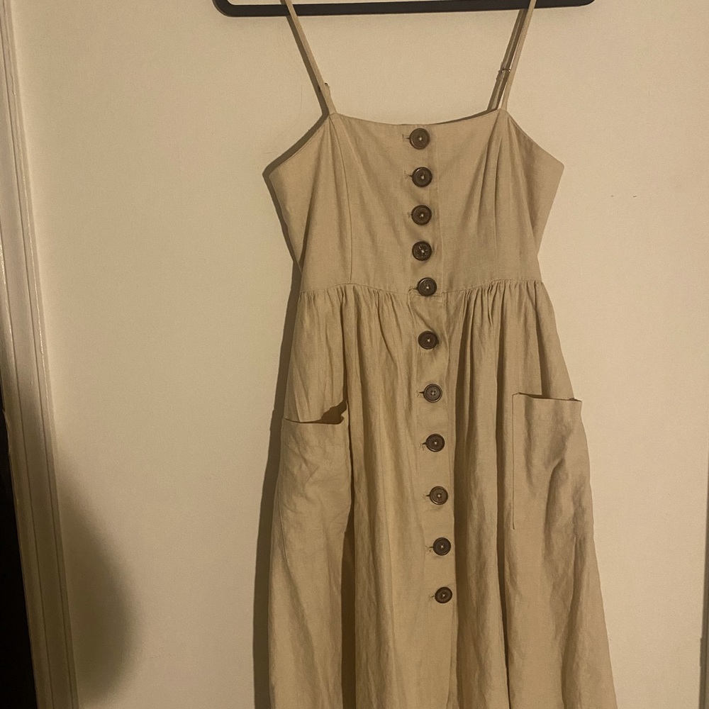 Nude dress button down